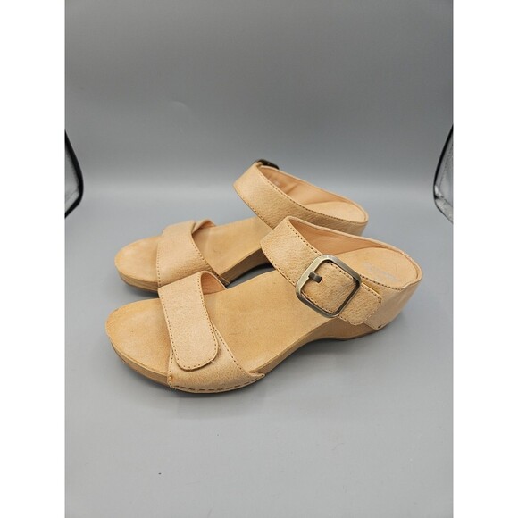 Dansko Tanya Sandals Women Sz 40 10 10.5 Shoes Brown Leather Wedge Heel Slip On - Picture 3 of 10
